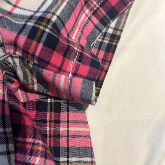 Cute cropped top. - Picture 7 of 8